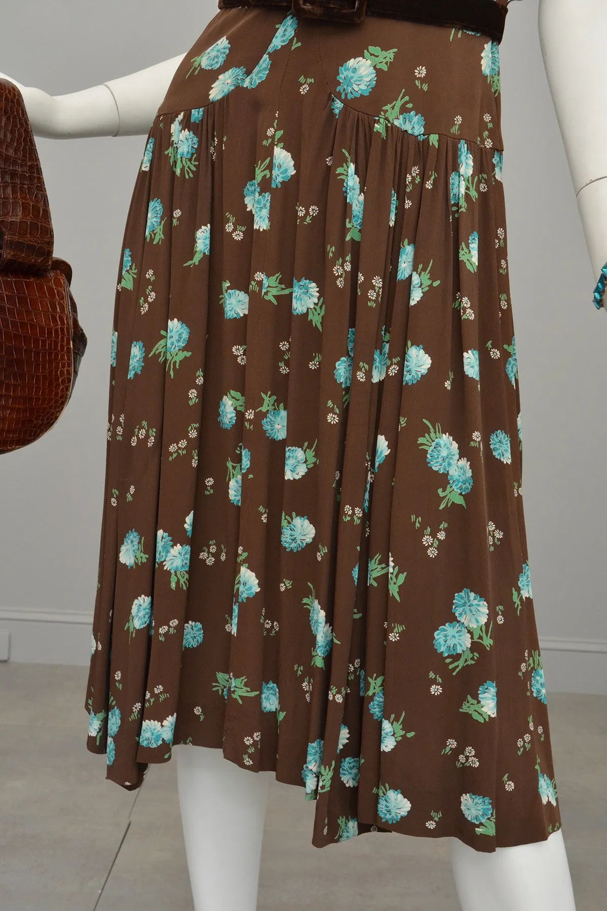 1940s Novelty Print Dress Brown Aqua Floral Print Pleated Dress