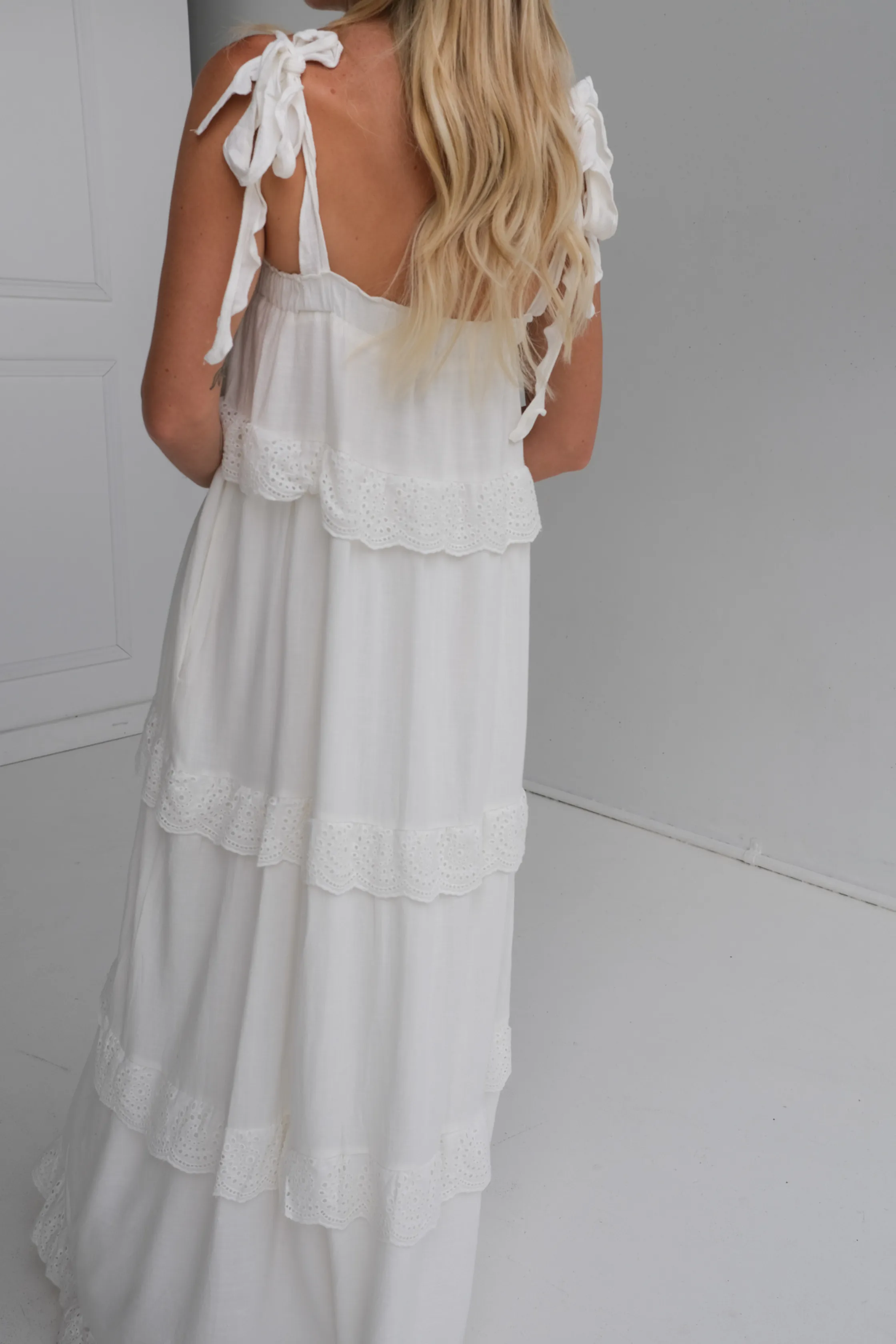 CHANTELLE MAXI DRESS - White