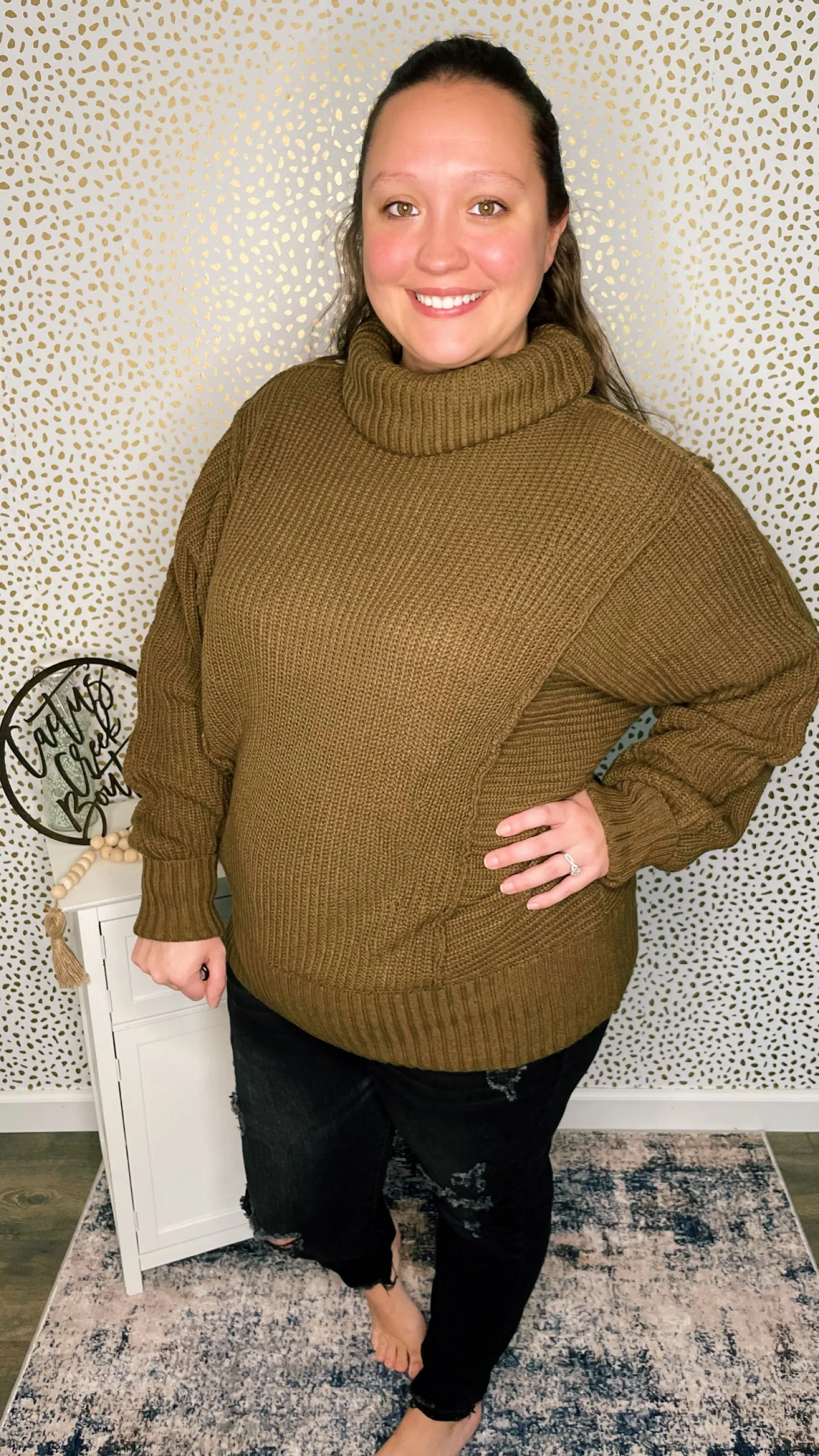 Oversized Turtle Neck Sweater Olive