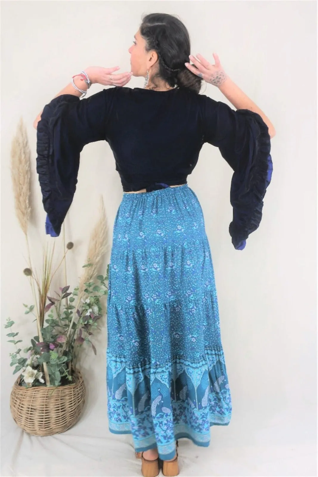 Peacock Prairie Skirt in Ocean & Indigo - Free Size
