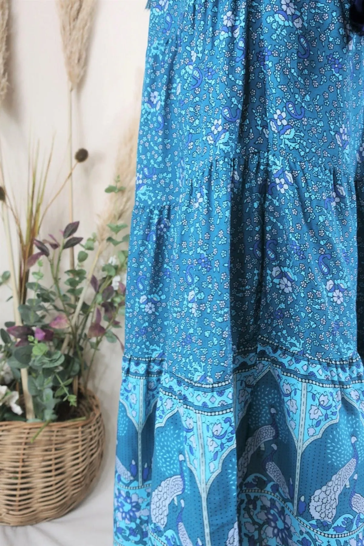 Peacock Prairie Skirt in Ocean & Indigo - Free Size