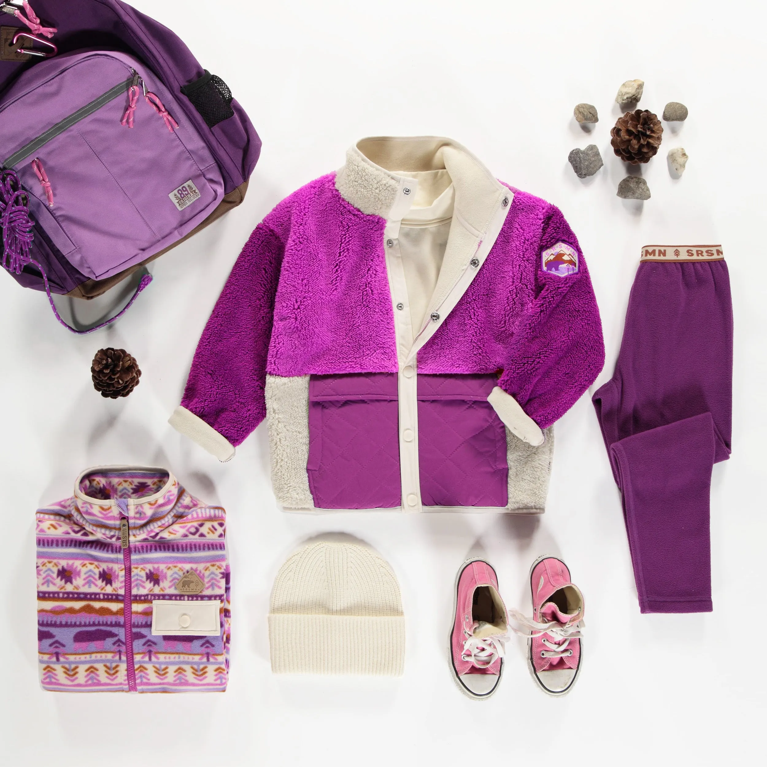 Veste en peluche mauve blocs de couleur à col montant, enfant || Plush purple color-block vest with high collar, child