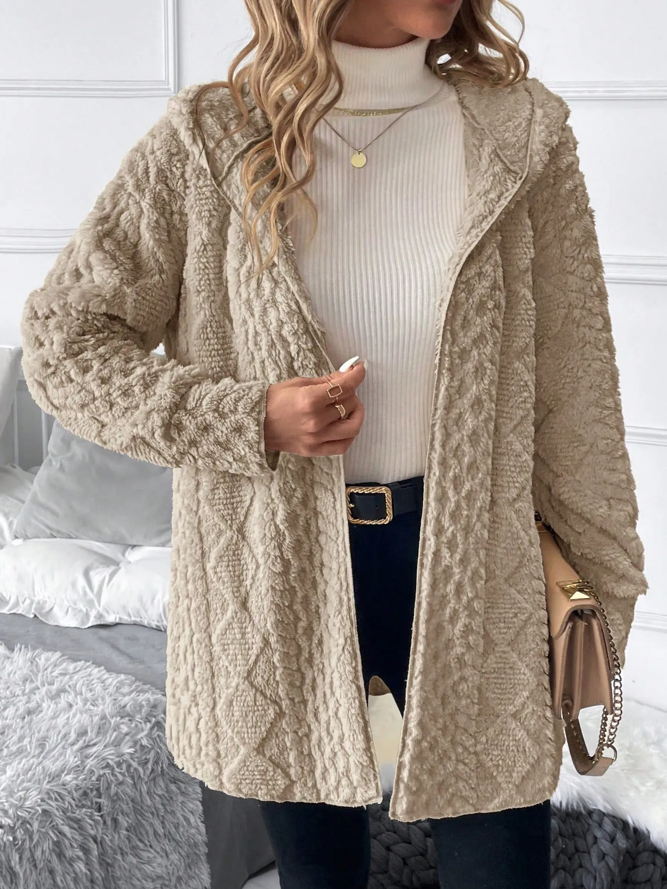 Women Hooded Textured Fleece Jacket, Casual Minimalist Style